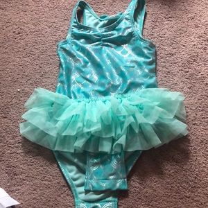 Snap between legs 5t brand new. blue green